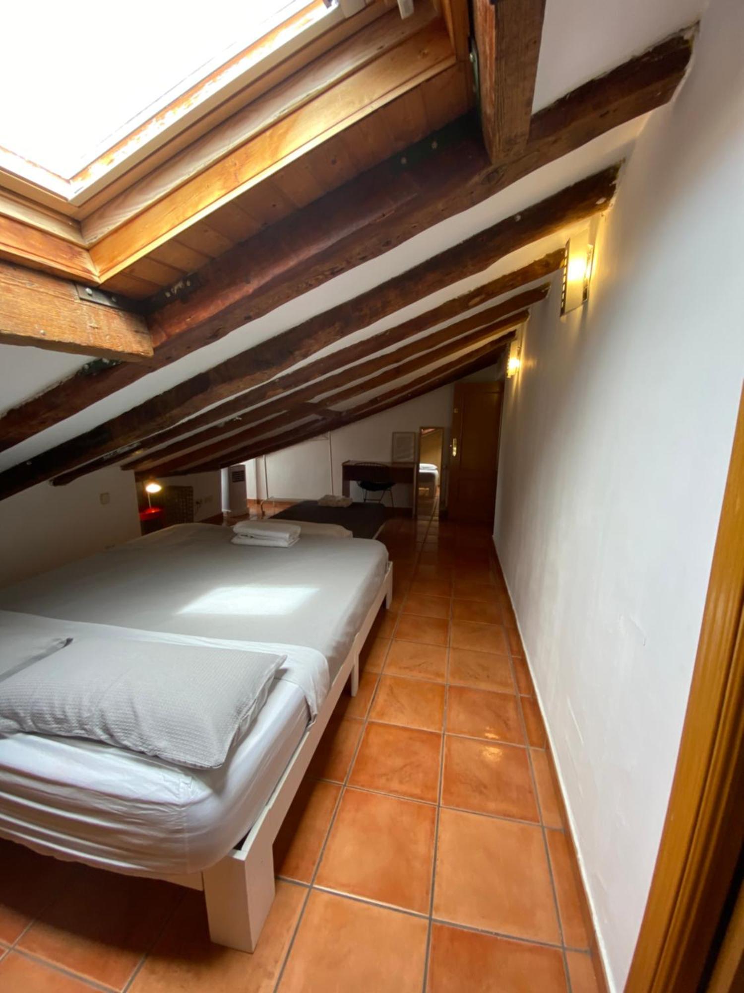 Arenal Guest House Madrid Eksteriør billede